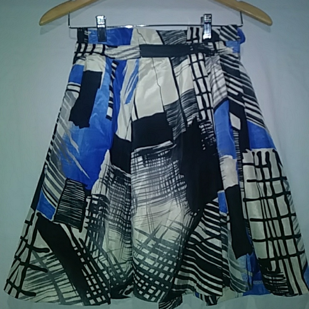 Forever 21 blue cream and black skirt